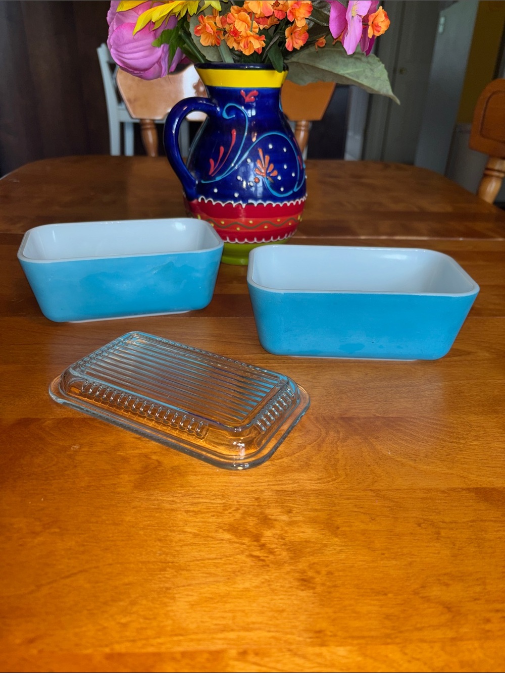 Pyrex Refrigerator Dish 502 (2) no lids